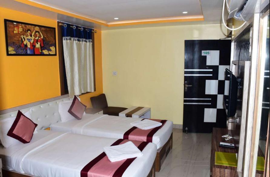 Ar Grand Hotel Rajgir Exterior photo